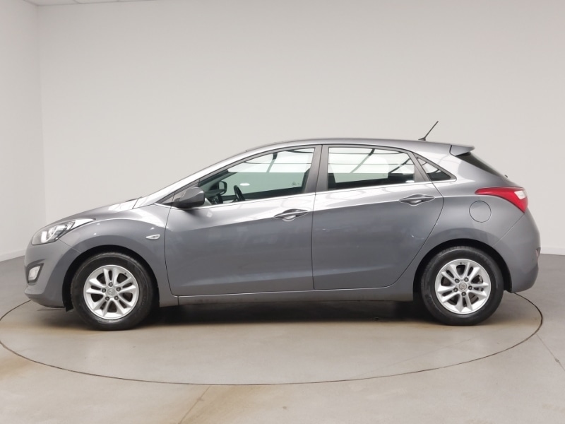Used Hyundai i30 2015 for sale - 77409989: Photo 4