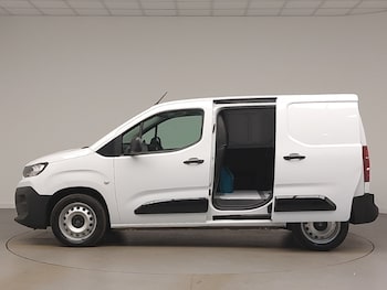 Used Citroen Berlingo 2024 for sale - 75837546: Photo