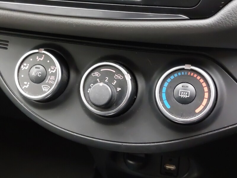 Used Toyota Yaris 2017 for sale - 77690216: Photo 13