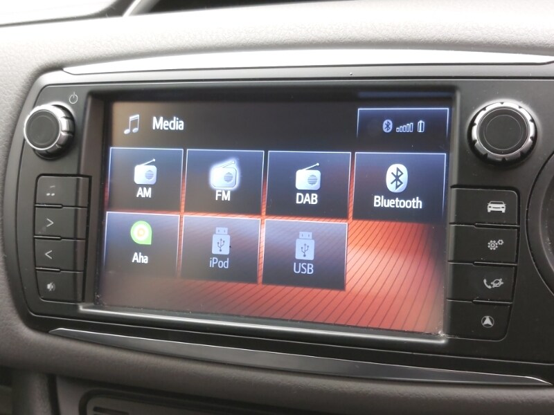 Used Toyota Yaris 2017 for sale - 77690216: Photo 17