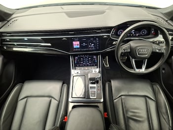 Used Audi Q7 2023 for sale - 79267649: Photo