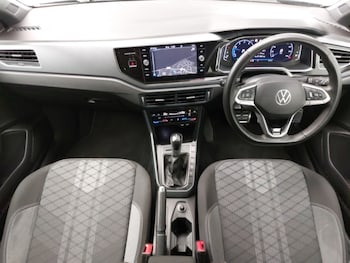 Used Volkswagen Taigo 2024 for sale - 76141046: Photo 2