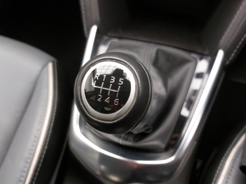 Used Mazda Mazda2 2023 for sale - 77682308: Photo 15