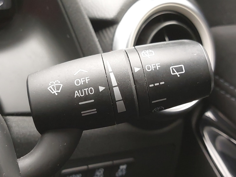 Used Mazda Mazda2 2023 for sale - 77682308: Photo 19