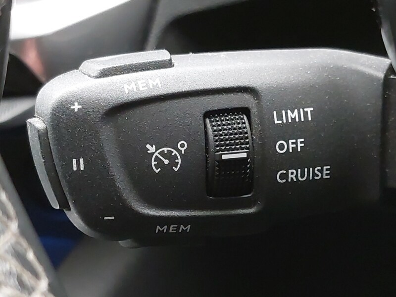 Used Peugeot 3008 2020 for sale - 77585025: Photo 14