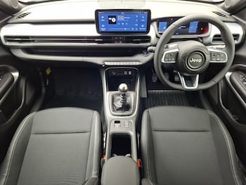 Used Jeep Avenger 2026 for sale - 79351099: Photo