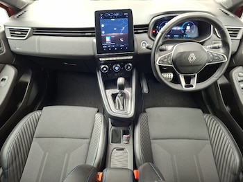 Used Renault Clio 2024 for sale - 79356277: Photo