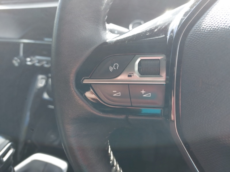 Used Peugeot 208 2020 for sale - 76885423: Photo 15