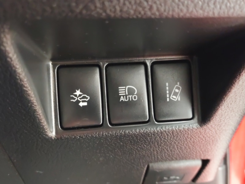 Used Toyota Yaris 2017 for sale - 78079578: Photo 17