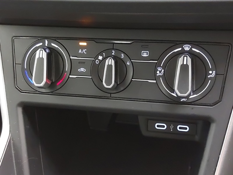 Used Volkswagen Polo 2023 for sale - 76951548: Photo 13