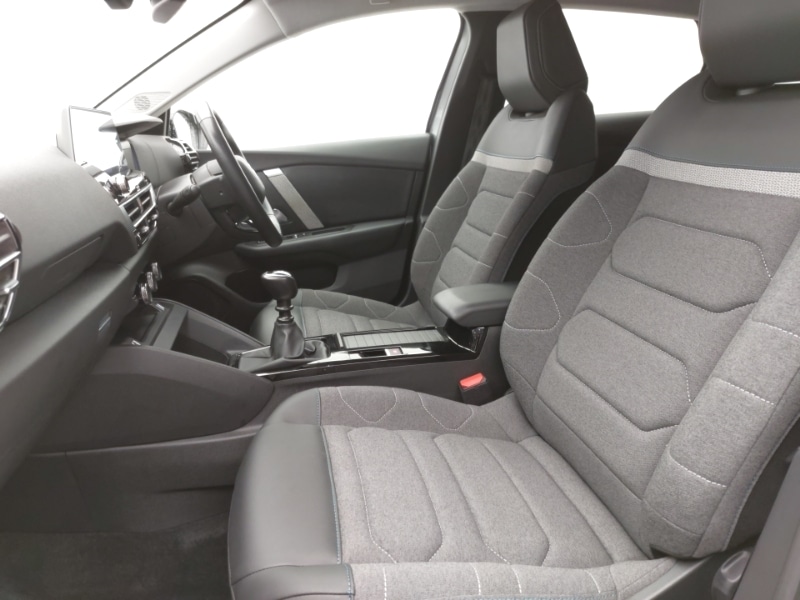 Used Citroen C4 2023 for sale - 76160872: Photo 5