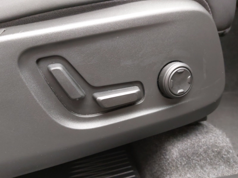 Used Volvo XC40 2025 for sale - 77264898: Photo 19