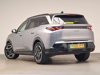Used Peugeot 5008 2025 for sale - 79447348: Photo