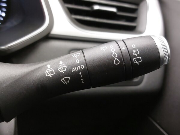 Used Renault Captur 2020 for sale - 76268886: Photo 17