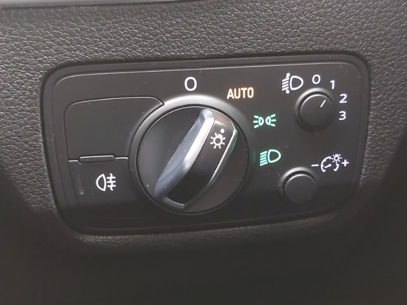 Used Audi Q2 2018 for sale - 77062494: Photo 17