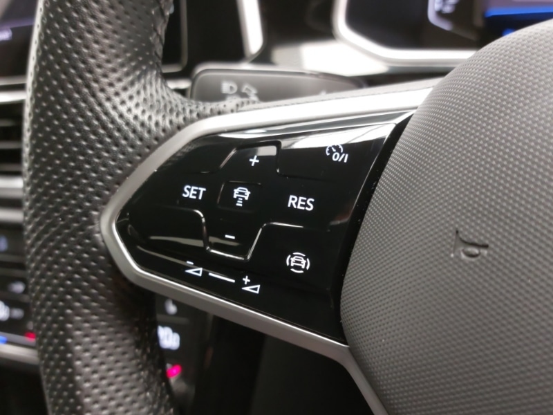 Used Volkswagen T-Roc 2023 for sale - 76397351: Photo 16