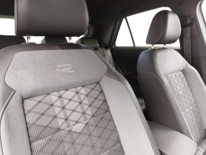 Used Volkswagen T-Roc 2023 for sale - 76397351: Photo 19