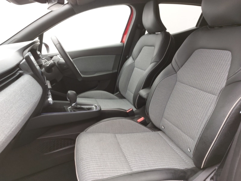 Used Renault Clio 2024 for sale - 76052889: Photo 5