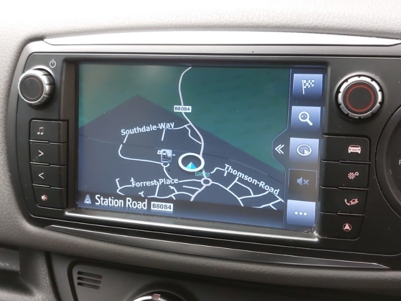 Used Toyota Yaris 2017 for sale - 77352509: Photo 10