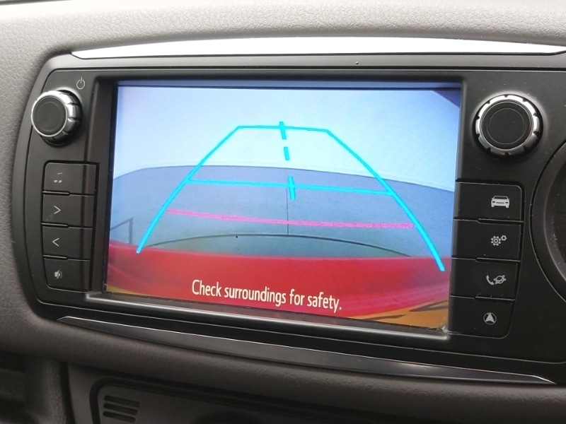 Used Toyota Yaris 2017 for sale - 77352509: Photo 12