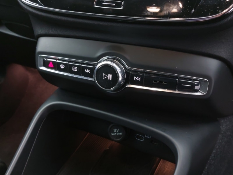 Used Volvo XC40 2022 for sale - 77183585: Photo 15