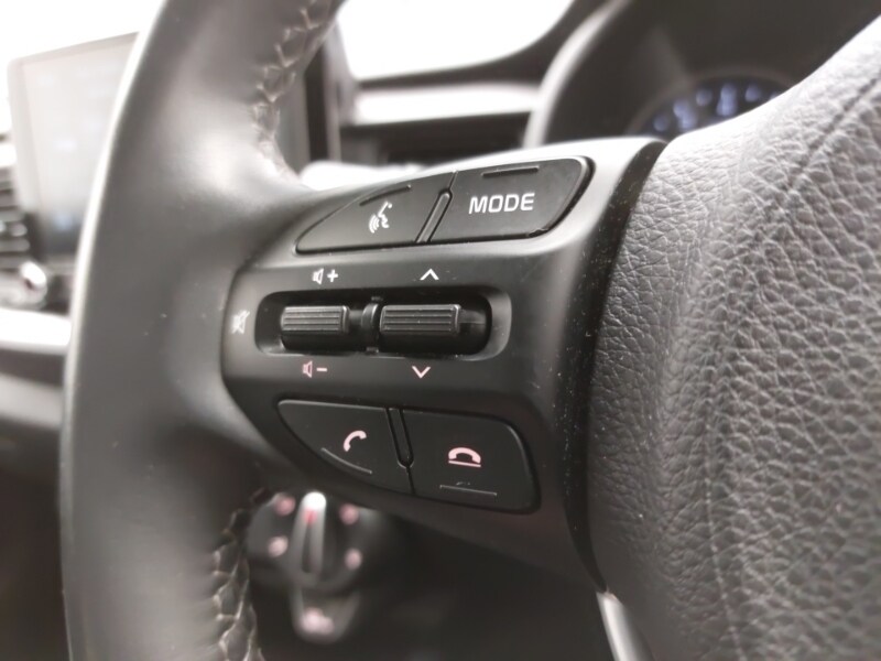 Used Kia Stonic 2021 for sale - 76116397: Photo 15