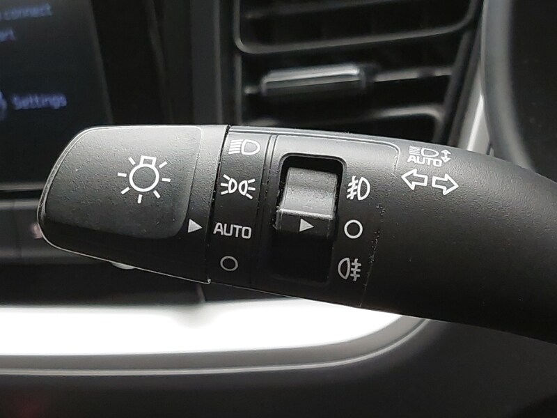 Used Kia Stonic 2021 for sale - 76116397: Photo 17