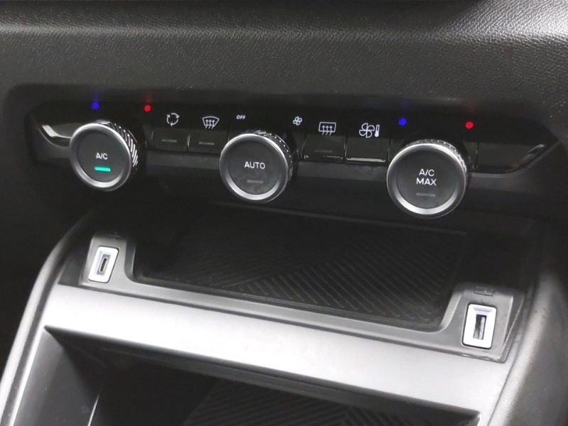 Used Citroen C4 2022 for sale - 76596746: Photo 17