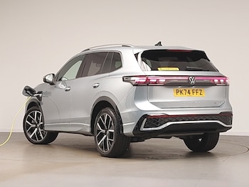 Used Volkswagen Tiguan 2024 for sale - 76621756: Photo