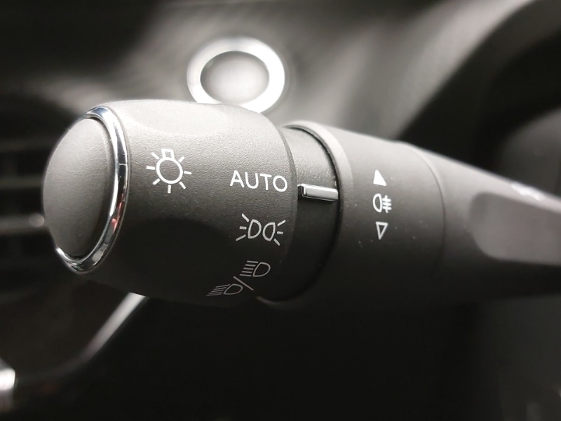 Used Peugeot 208 2021 for sale - 77852471: Photo 18