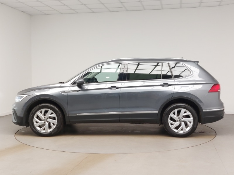 Used Volkswagen Tiguan Allspace 2023 for sale - 77956544: Photo 4
