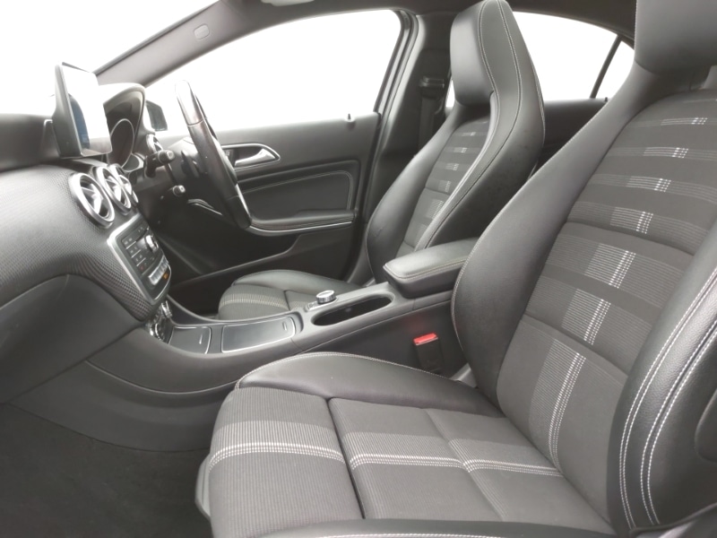 Used Mercedes-Benz A-Class 2018 for sale - 77736562: Photo 5