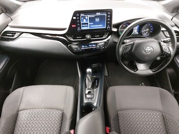 Used Toyota C-HR 2023 for sale - 78147169: Photo