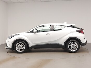 Used Toyota C-HR 2023 for sale - 78147169: Photo