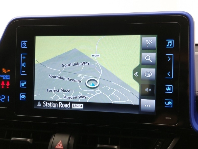 Used Toyota C-HR 2017 for sale - 77320042: Photo 10