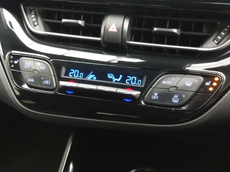 Used Toyota C-HR 2017 for sale - 77320042: Photo 13