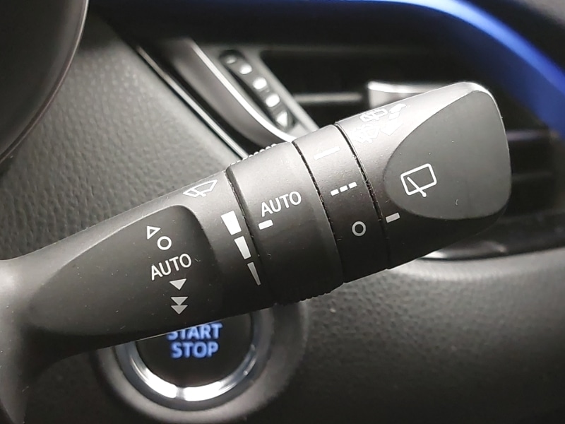 Used Toyota C-HR 2017 for sale - 77320042: Photo 18