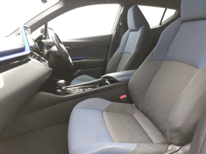 Used Toyota C-HR 2017 for sale - 77320042: Photo 5