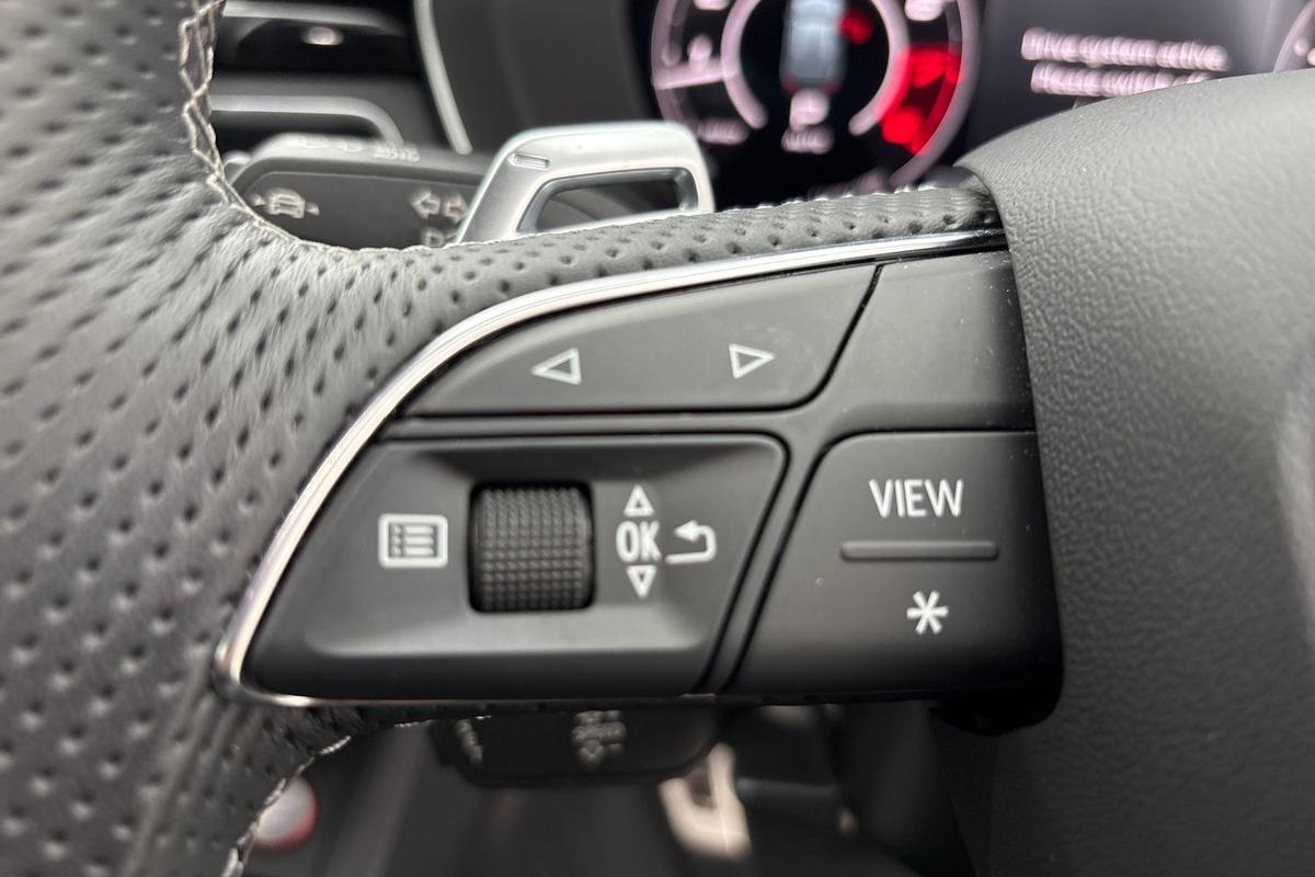 Used Audi RS4 2023 for sale - 76931540: Photo 16