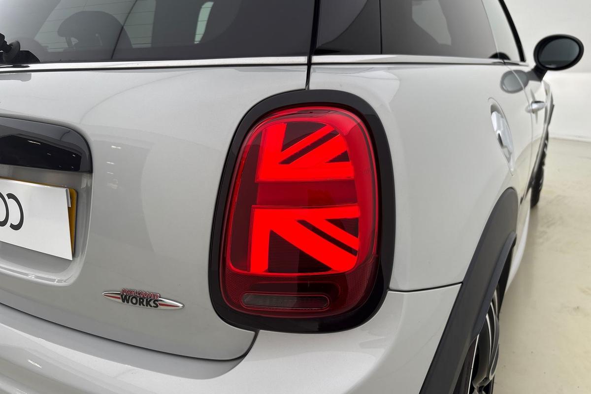 Used MINI Hatch 2020 for sale - 76931537: Photo 18