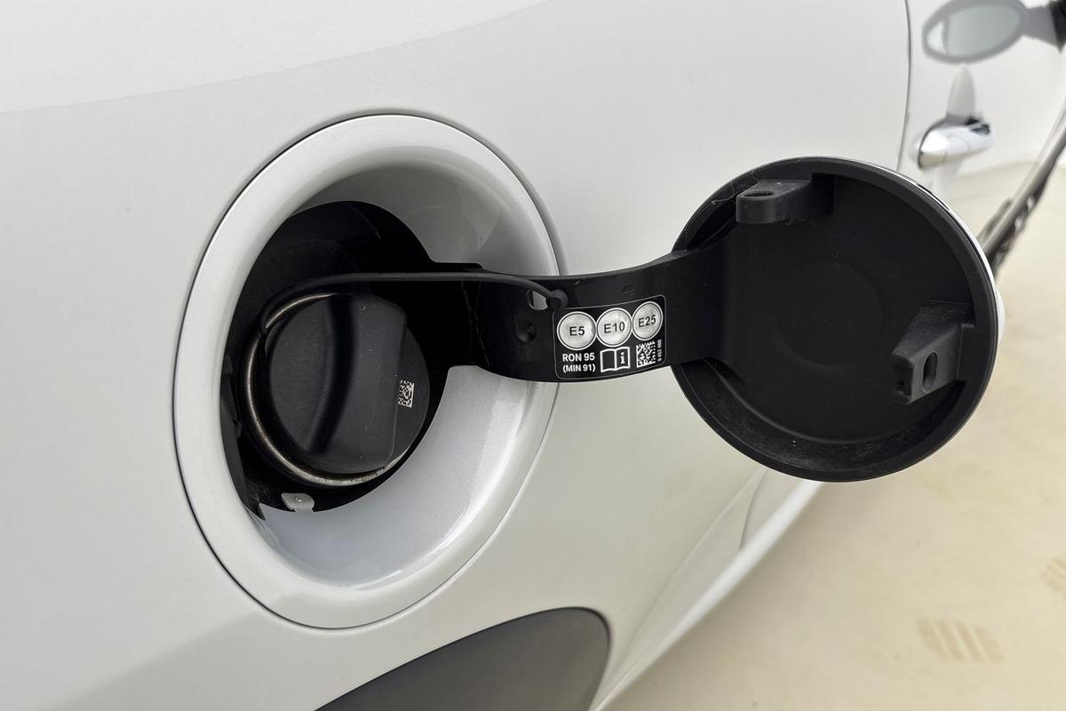 Used MINI Hatch 2020 for sale - 76931537: Photo 23