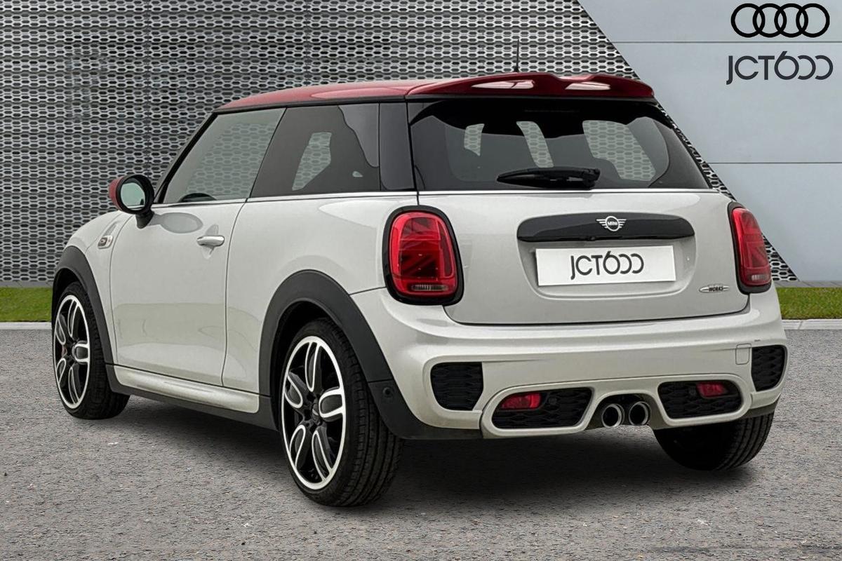 Used MINI Hatch 2020 for sale - 76931537: Photo 3