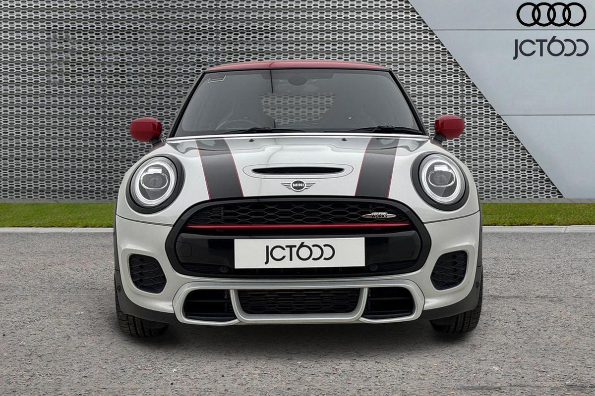 Used MINI Hatch 2020 for sale - 76931537: Photo 8