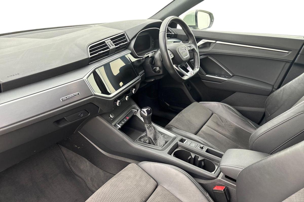 Used Audi Q3 2022 for sale - 78015196: Photo 2