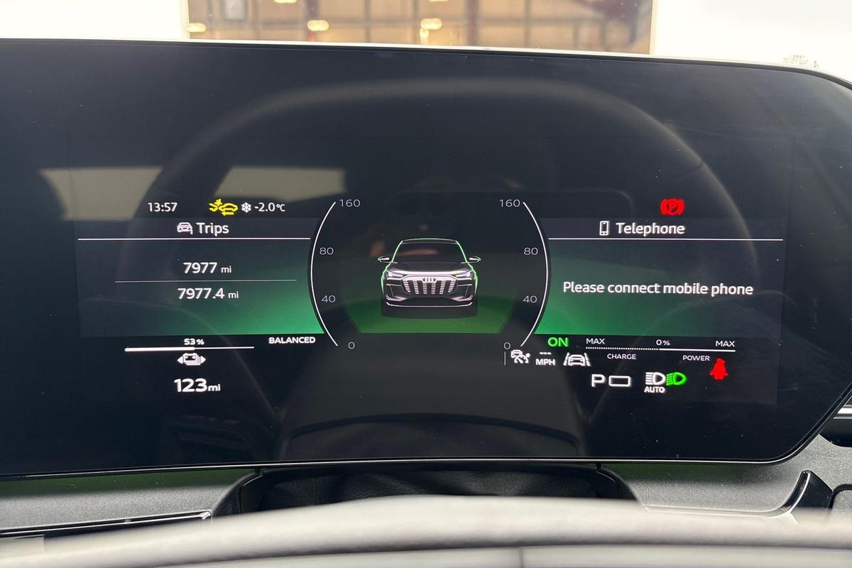 Used Audi Q6 e-tron 2025 for sale - 78139696: Photo 15