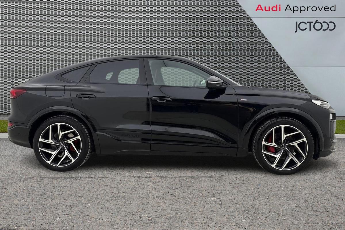 Used Audi Q6 e-tron 2025 for sale - 78139696: Photo 4