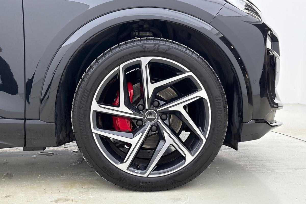 Used Audi Q6 e-tron 2025 for sale - 78139696: Photo 5