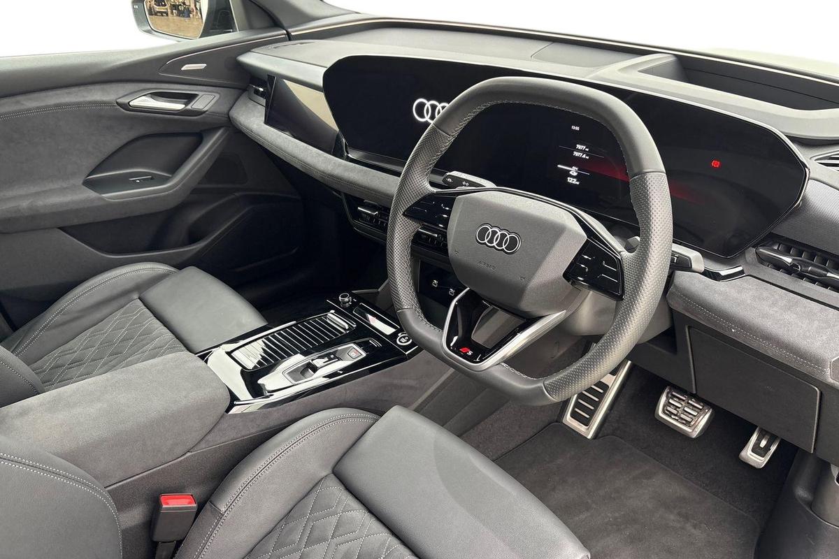 Used Audi Q6 e-tron 2025 for sale - 78139696: Photo 6