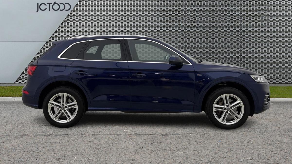 Used Audi Q5 2018 for sale - 76673445: Photo 4
