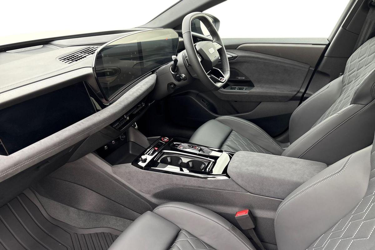 Used Audi A6 2025 for sale - 77533138: Photo 2